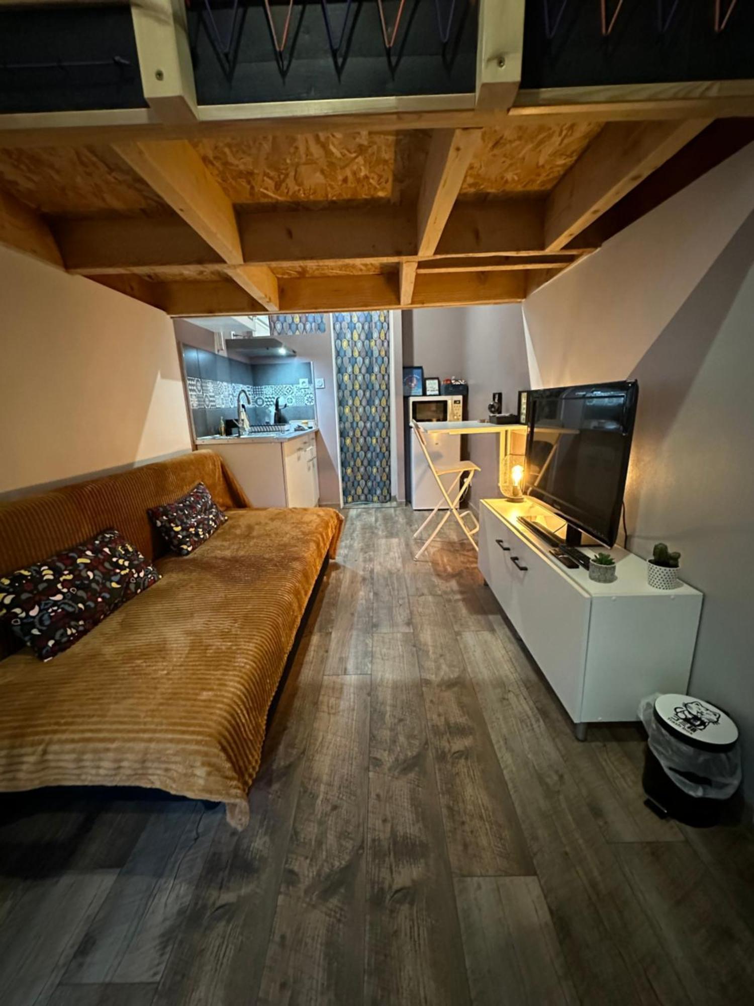 La Tiny : Adorable Petit Studio /Parking Gratuit. 昂古莱姆 外观 照片