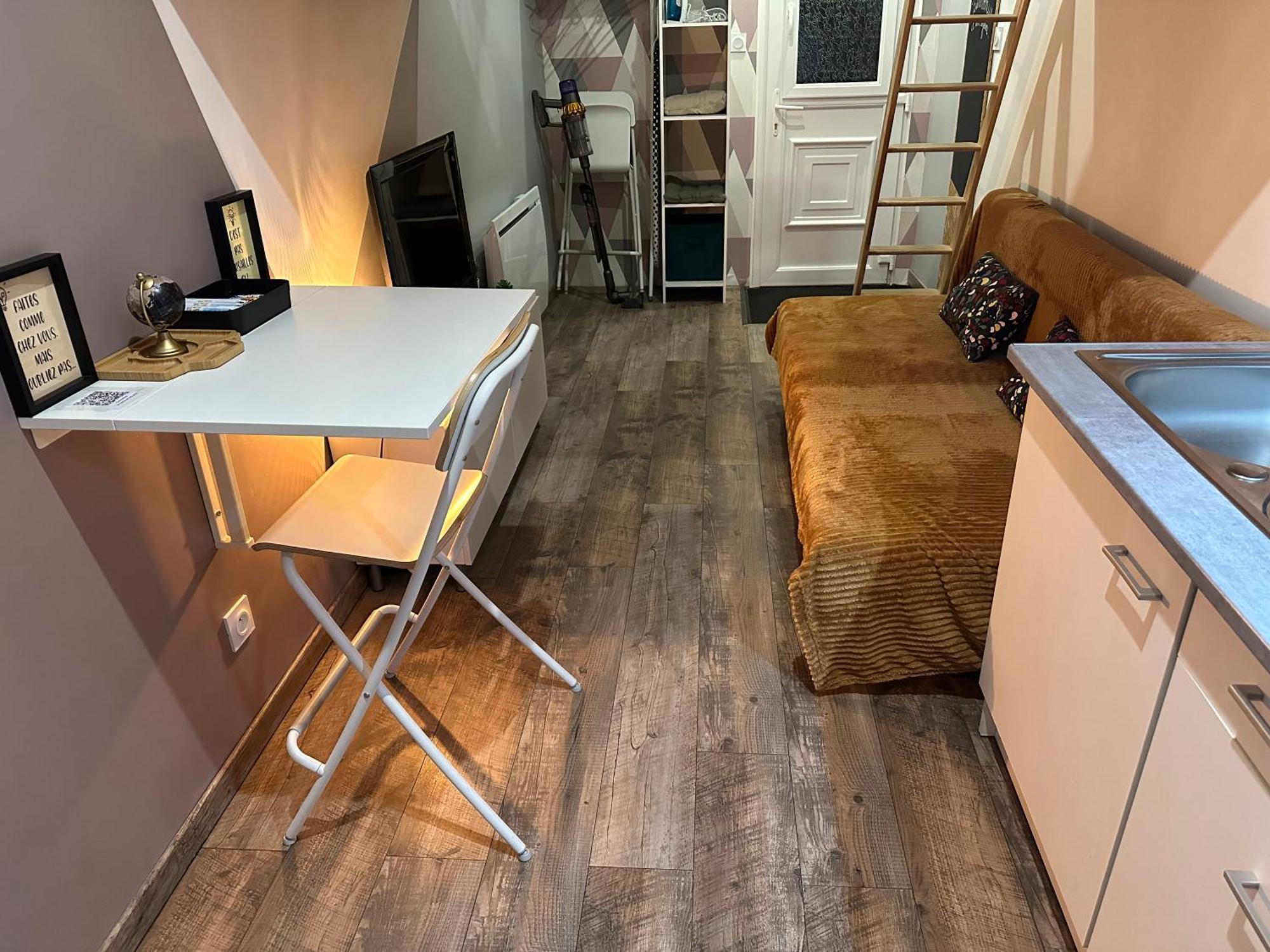 La Tiny : Adorable Petit Studio /Parking Gratuit. 昂古莱姆 外观 照片